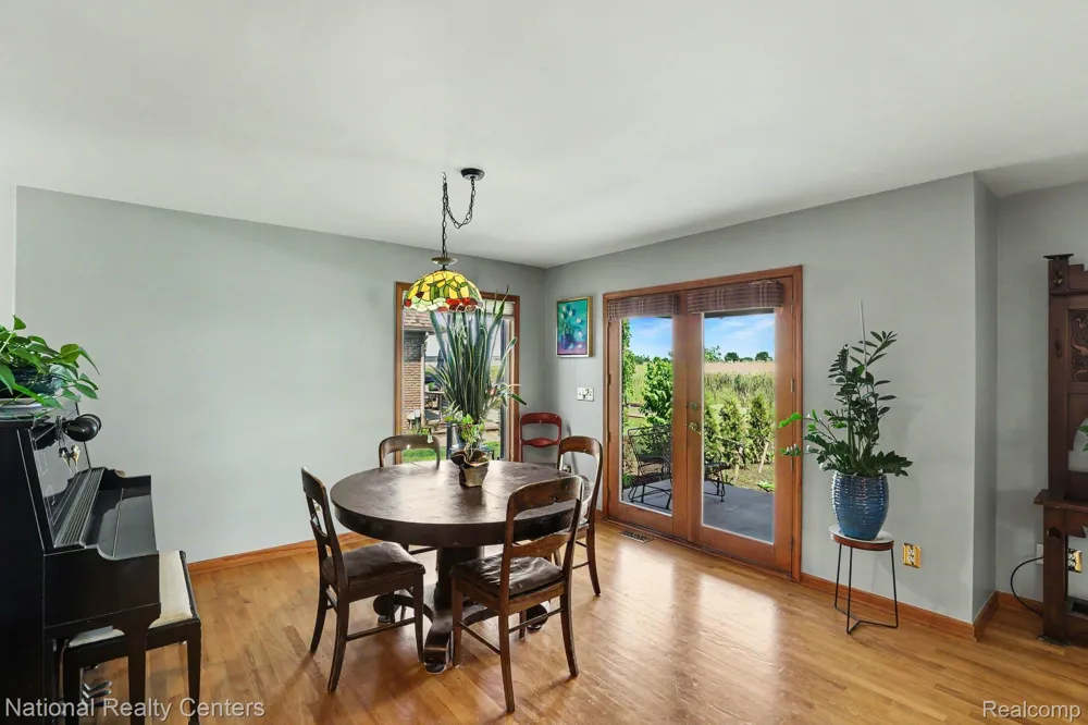 10368 Saint John Drive Algonac City, MI 48001