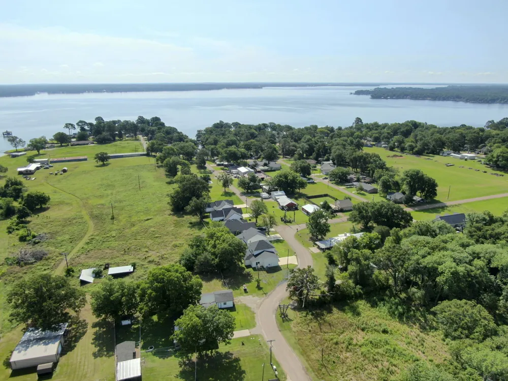 1995 Lakeview Drive Kemp, TX 75143