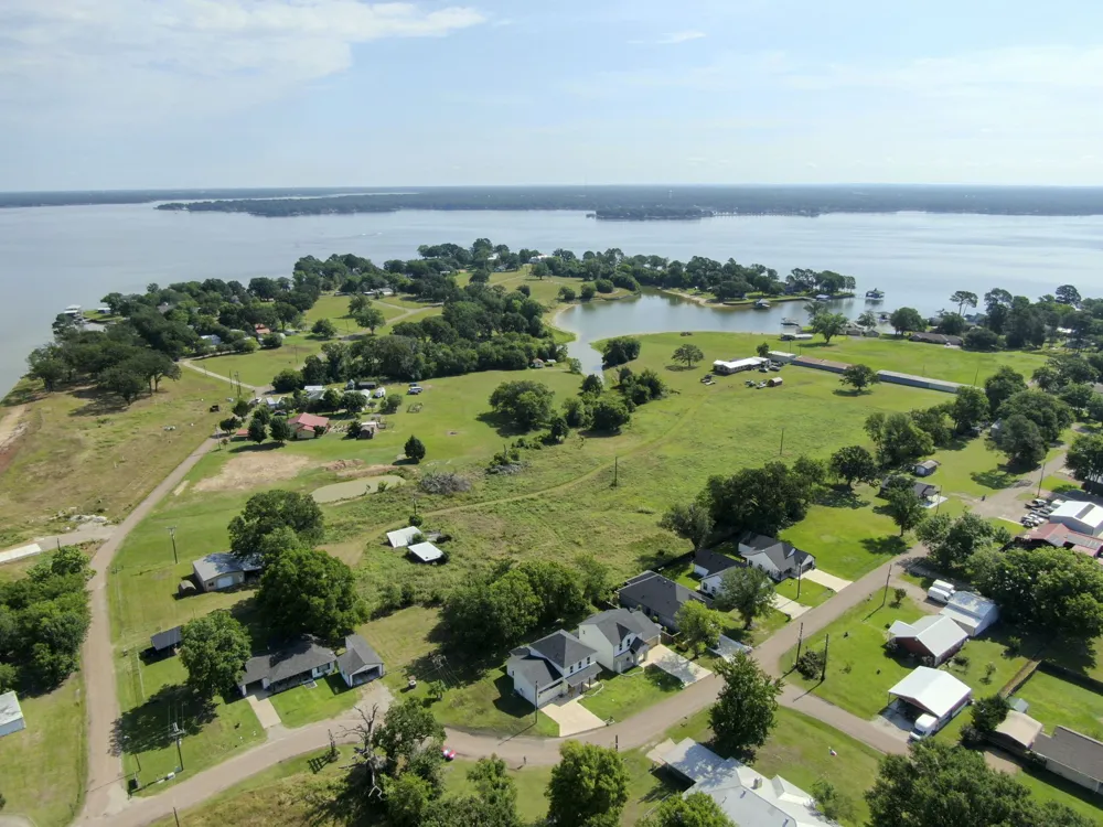 1995 Lakeview Drive Kemp, TX 75143