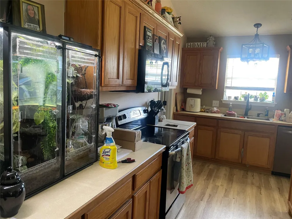134 Bay Shore Drive La Porte, TX 77571
