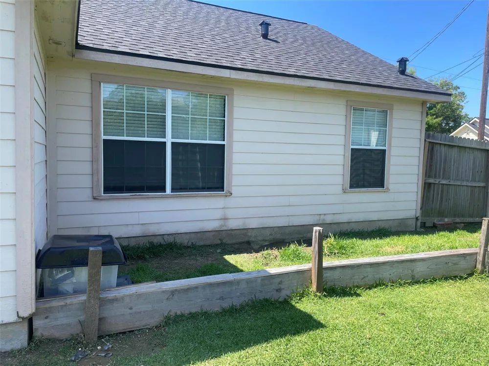 134 Bay Shore Drive La Porte, TX 77571