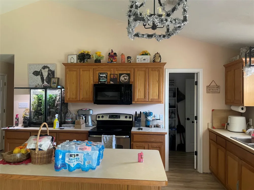 134 Bay Shore Drive La Porte, TX 77571