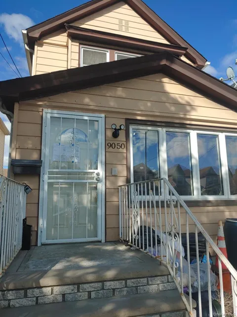 9050 Francis Lewis Boulevard