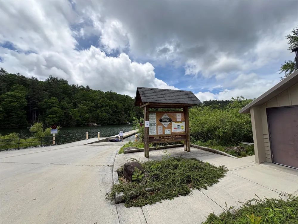 LT 22 Hibernation Place Cullowhee, NC 28723