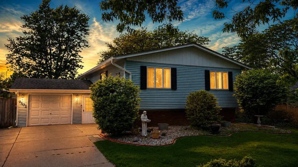9502 Forrest Drive Highland, IN 46322