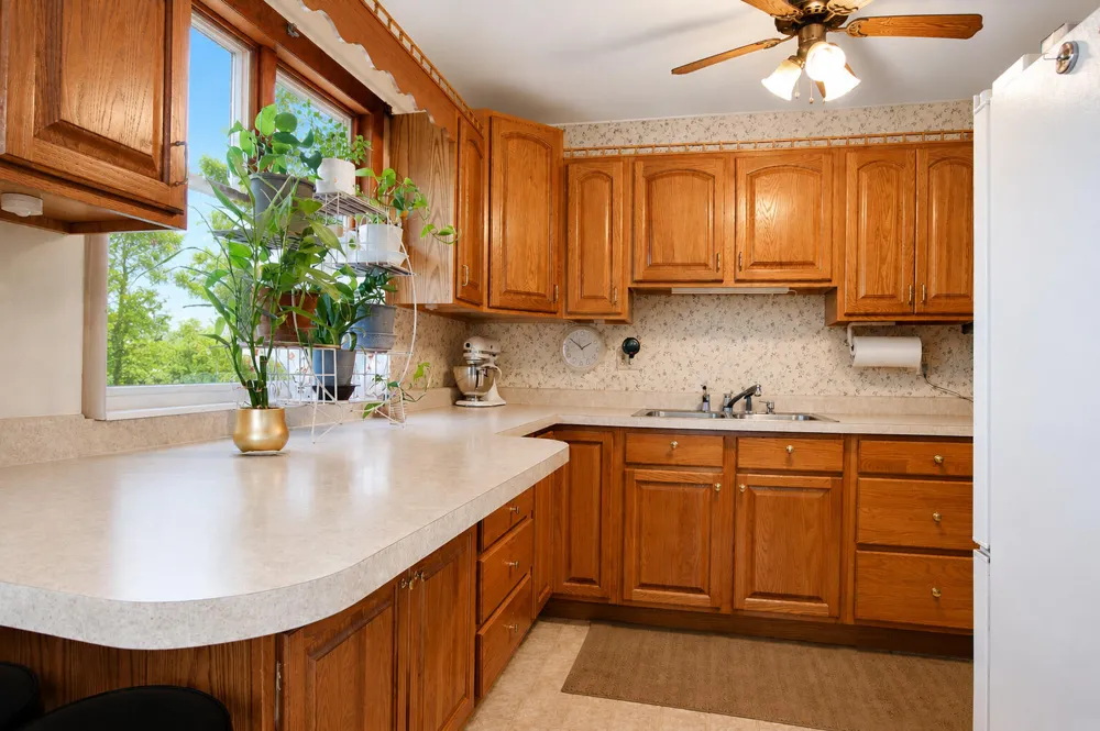 9502 Forrest Drive Highland, IN 46322