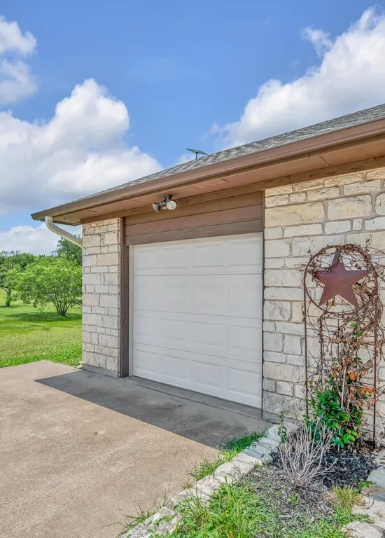 27095 Meadowmore Court #402 Whitney, TX 76692