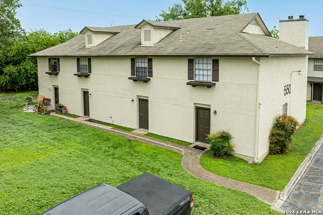 550 Dukeway Universal City, TX 78148