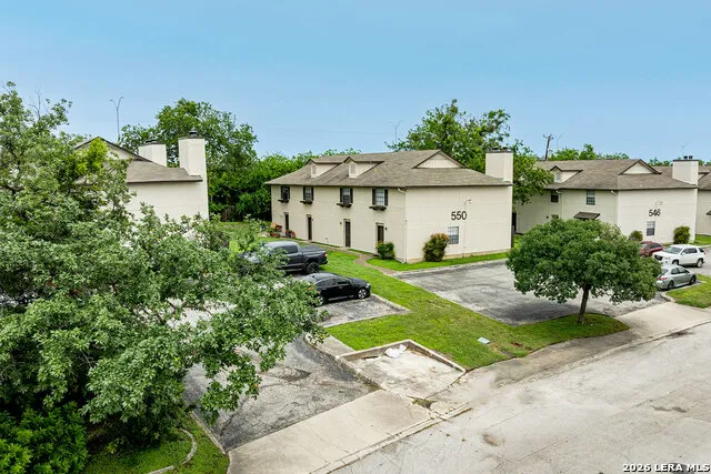 550 Dukeway Universal City, TX 78148