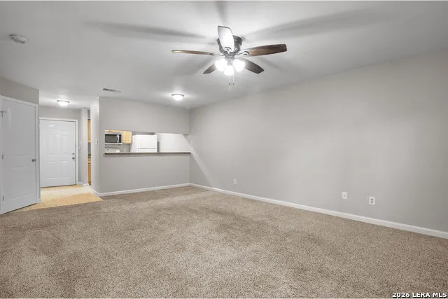 550 Dukeway Universal City, TX 78148
