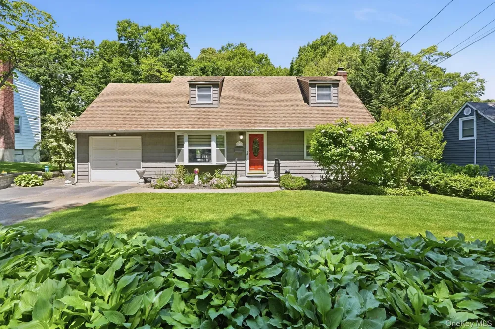 41 Semon Road Huntington, NY 11743