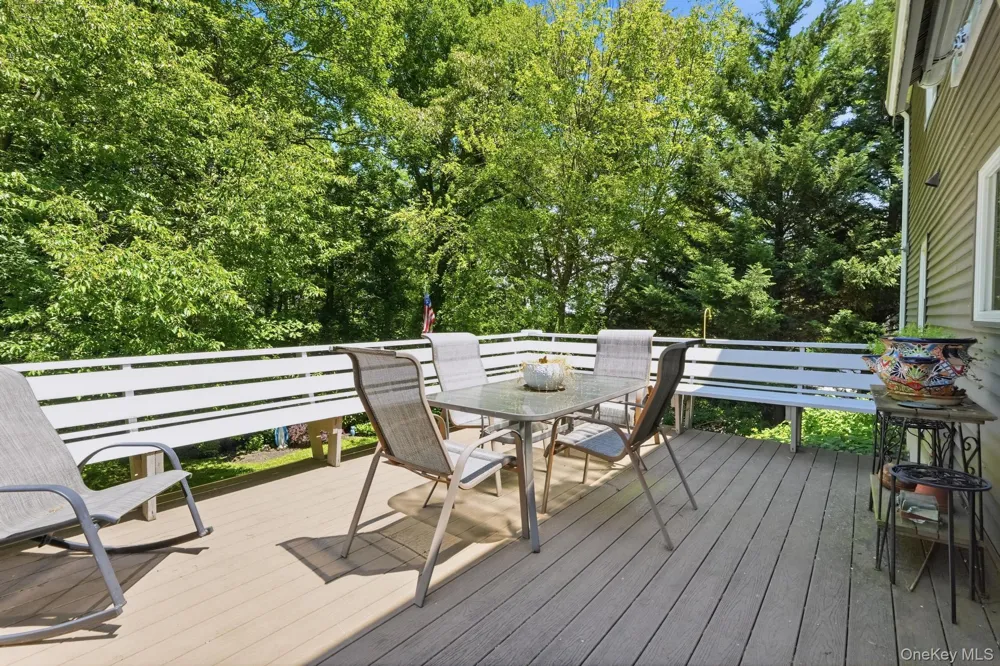 41 Semon Road Huntington, NY 11743