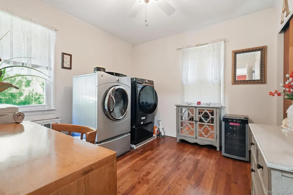 41 Semon Road Huntington, NY 11743