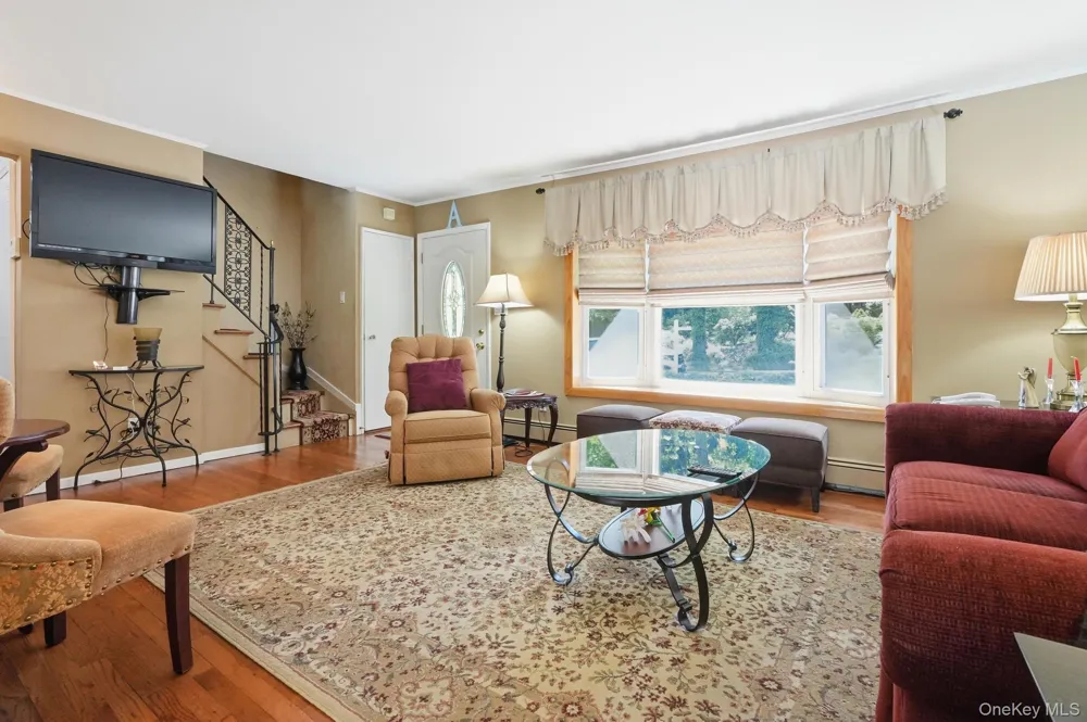 41 Semon Road Huntington, NY 11743