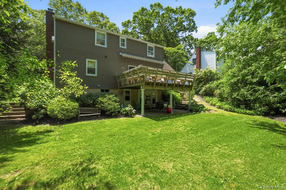 41 Semon Road Huntington, NY 11743
