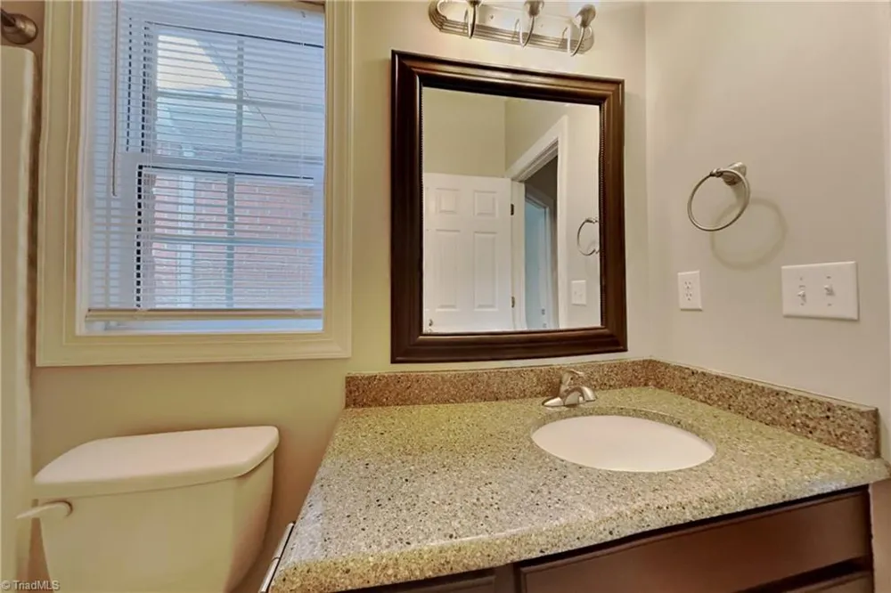 7260 Shadowridge Drive Lewisville, NC 27023