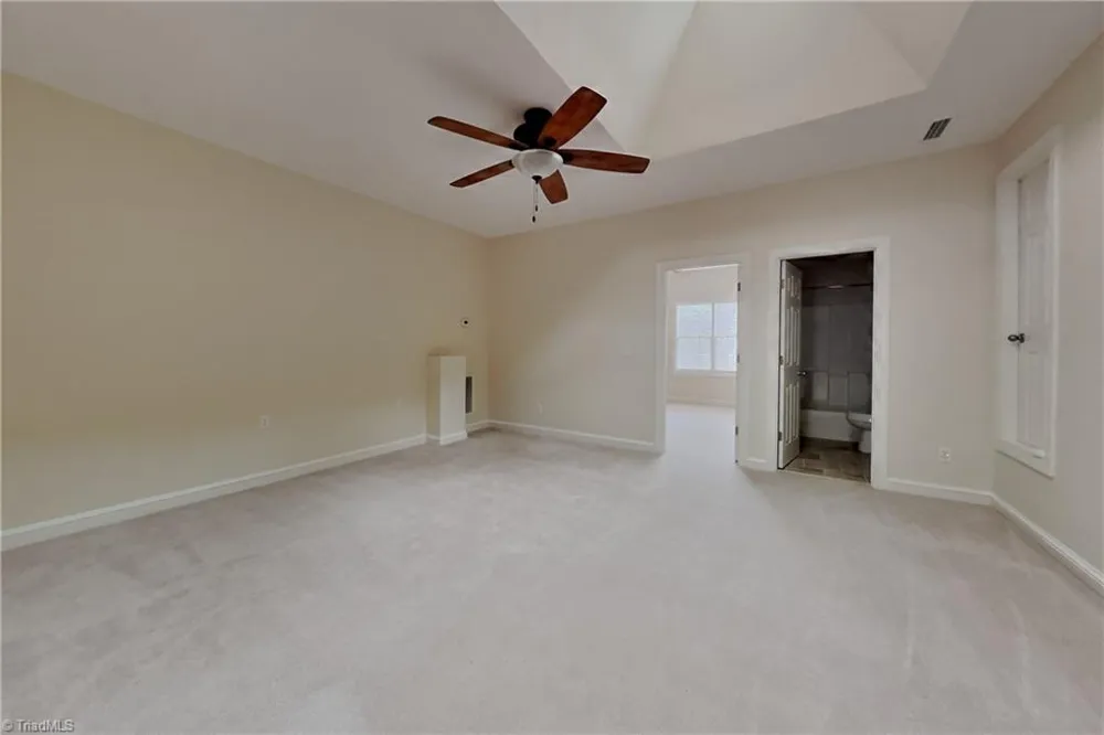 7260 Shadowridge Drive Lewisville, NC 27023