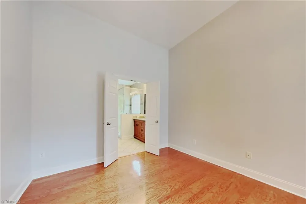 7260 Shadowridge Drive Lewisville, NC 27023