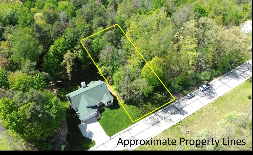 710 Glen Oak Drive Manchester, MI 48158