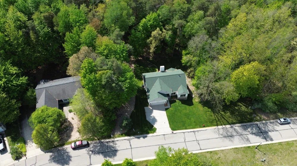 710 Glen Oak Drive Manchester, MI 48158