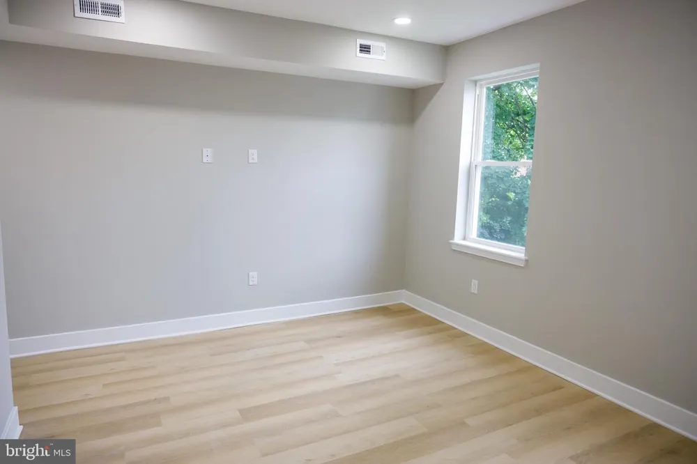 1201 LINDLEY AVENUE Philadelphia, PA 19141