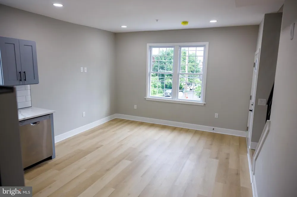 1201 LINDLEY AVENUE Philadelphia, PA 19141