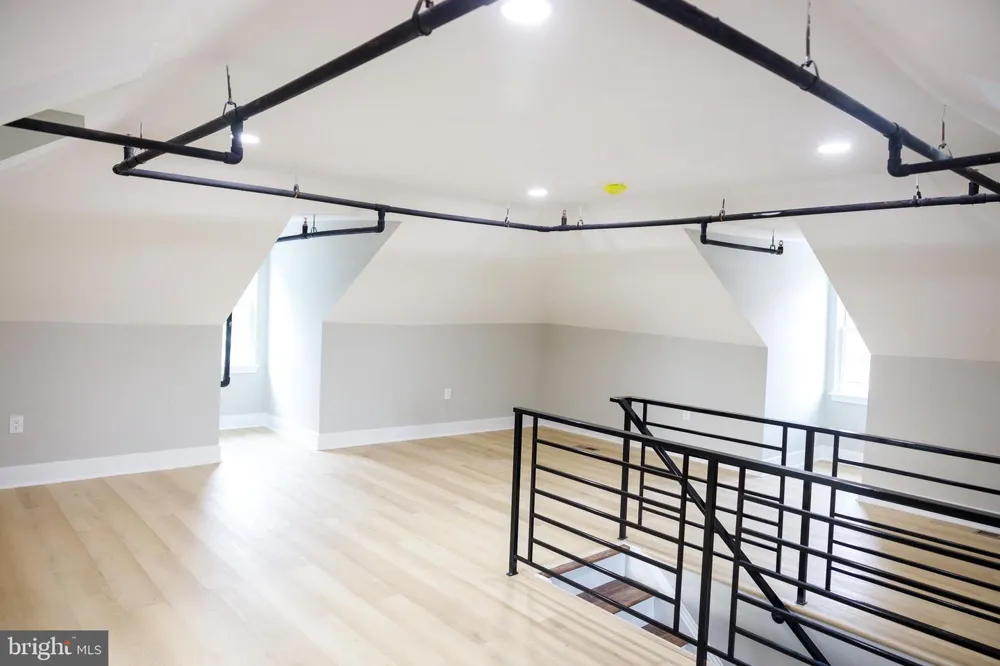 1201 LINDLEY AVENUE Philadelphia, PA 19141