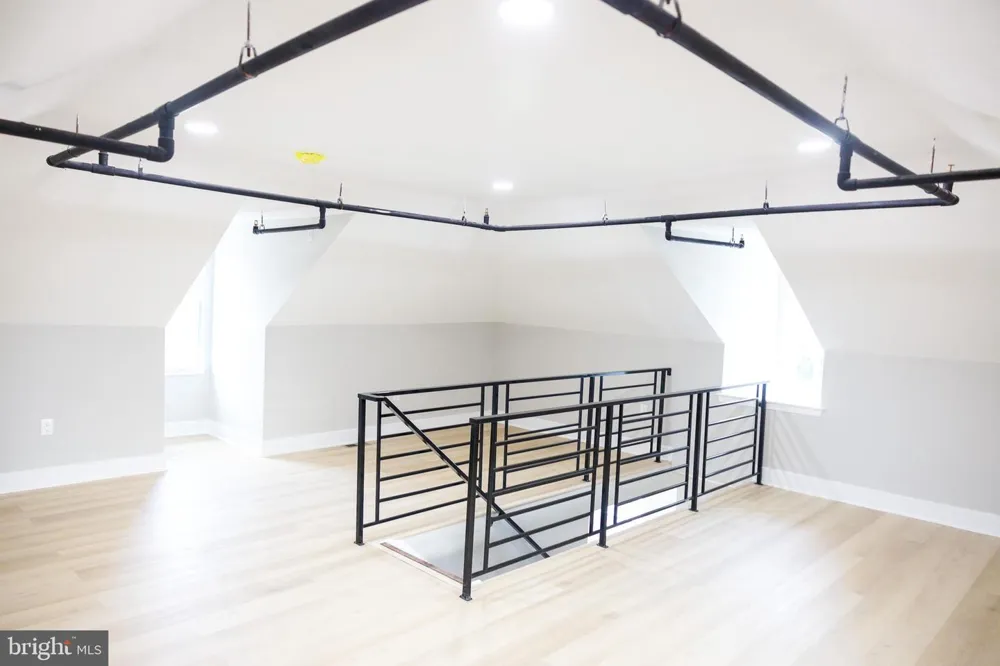 1201 LINDLEY AVENUE Philadelphia, PA 19141