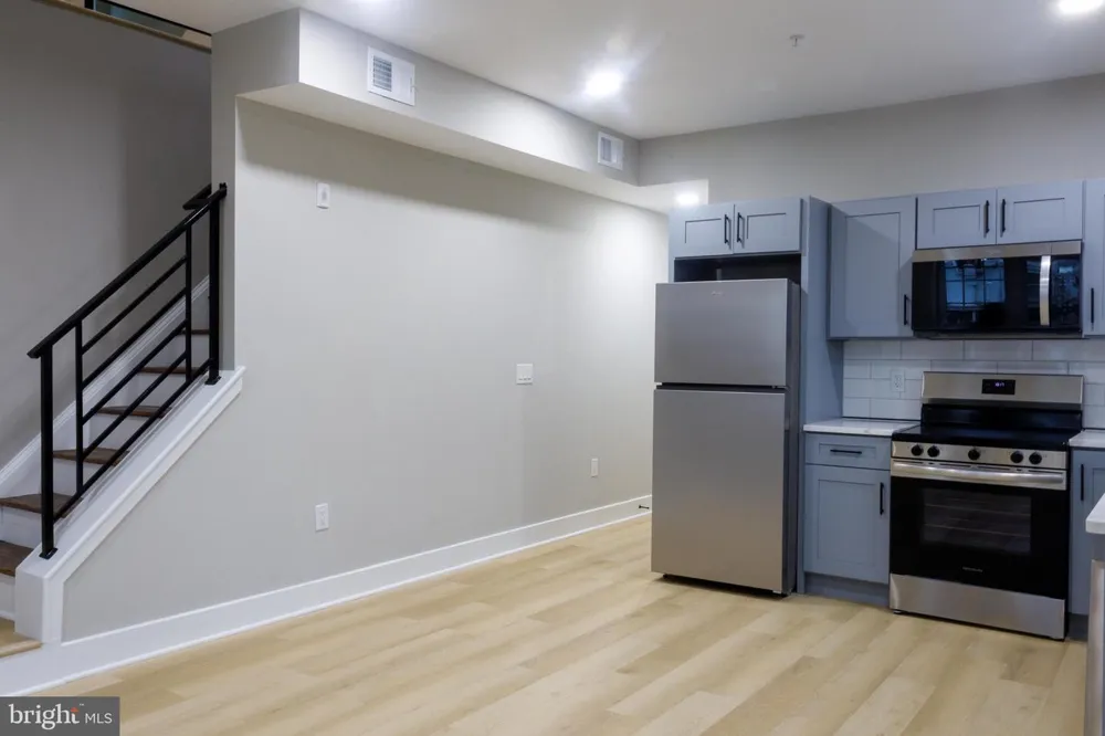 1201 LINDLEY AVENUE Philadelphia, PA 19141