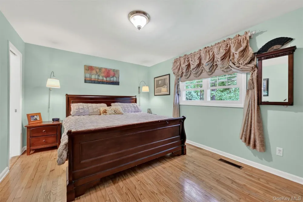 8 Mountain Brook Road Cornwall, NY 12518