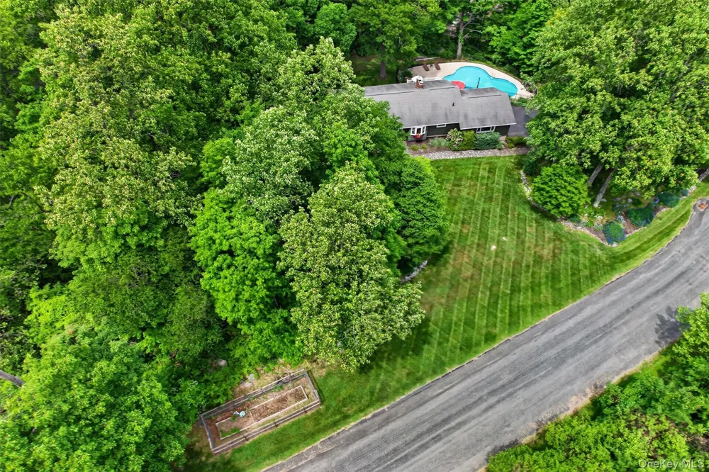 8 Mountain Brook Road Cornwall, NY 12518