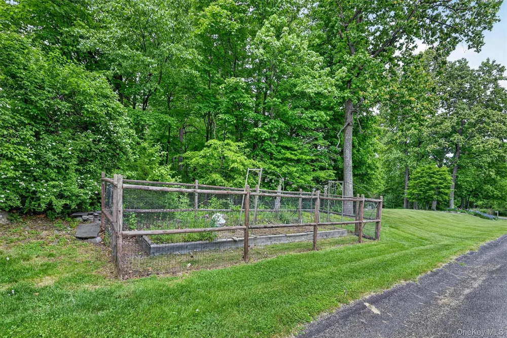 8 Mountain Brook Road Cornwall, NY 12518