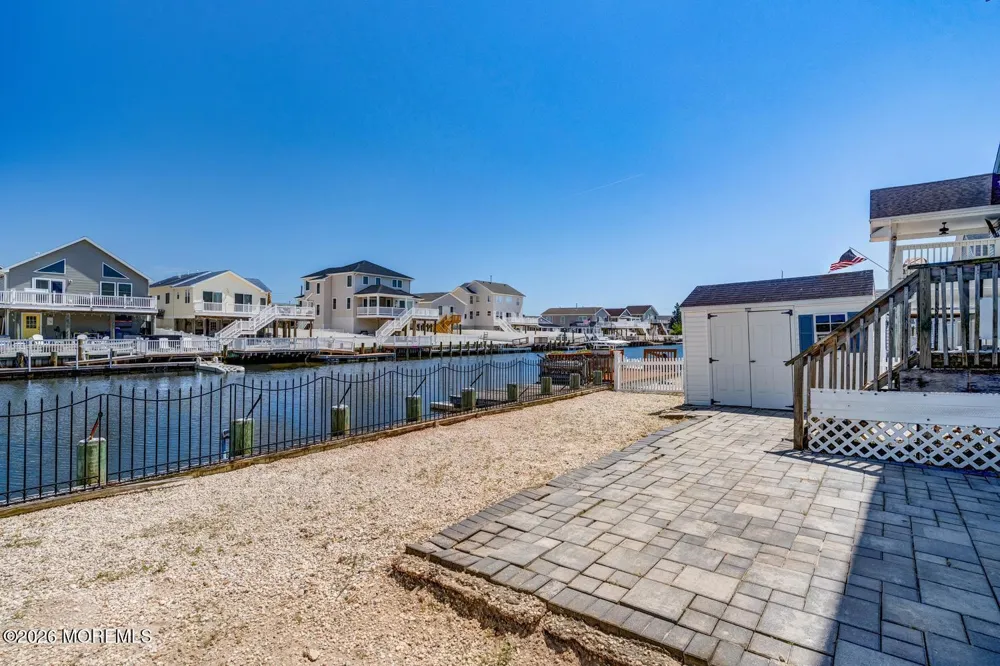 22 W Raritan Drive Little Egg Harbor, NJ 08087