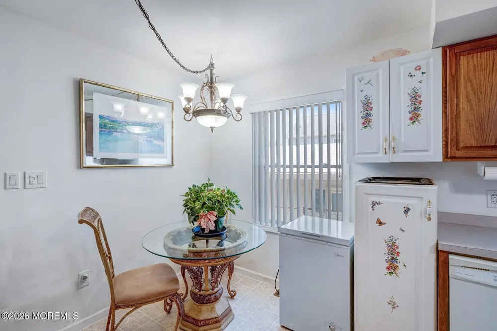 22 W Raritan Drive Little Egg Harbor, NJ 08087
