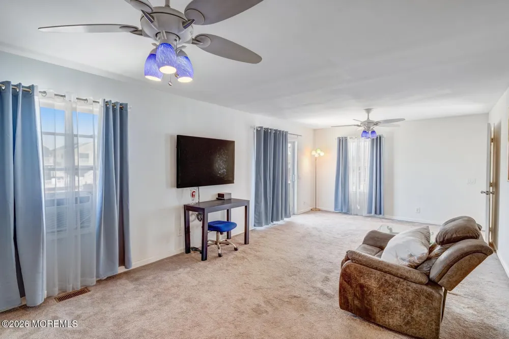 22 W Raritan Drive Little Egg Harbor, NJ 08087