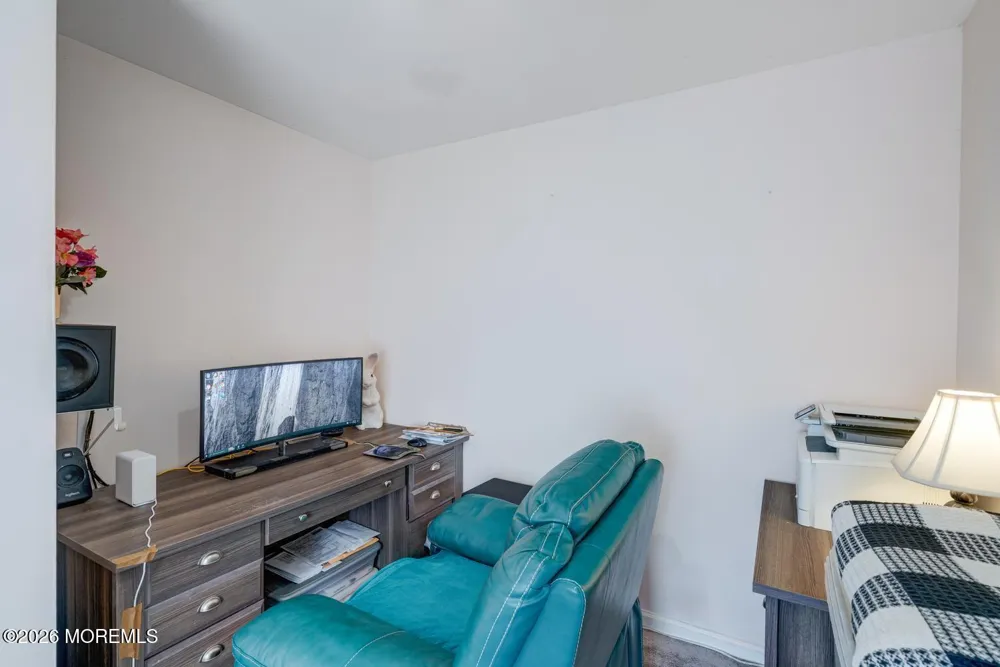 22 W Raritan Drive Little Egg Harbor, NJ 08087