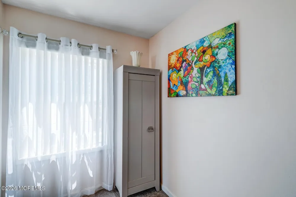 22 W Raritan Drive Little Egg Harbor, NJ 08087