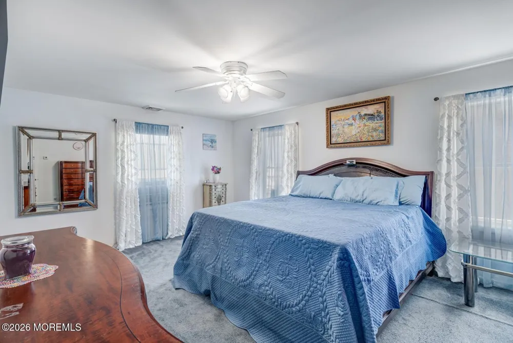22 W Raritan Drive Little Egg Harbor, NJ 08087