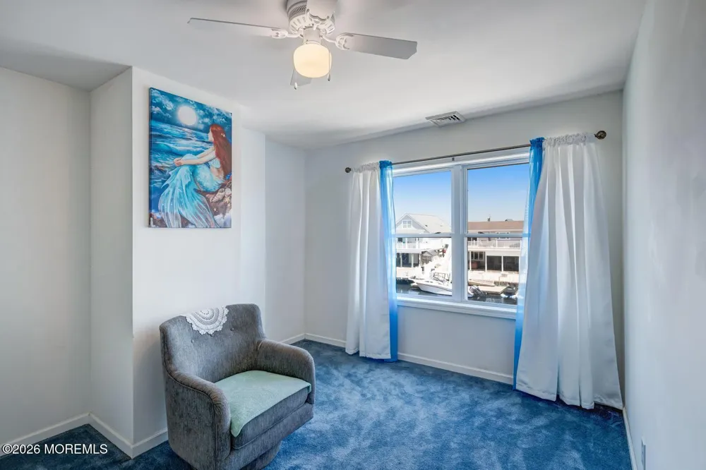 22 W Raritan Drive Little Egg Harbor, NJ 08087