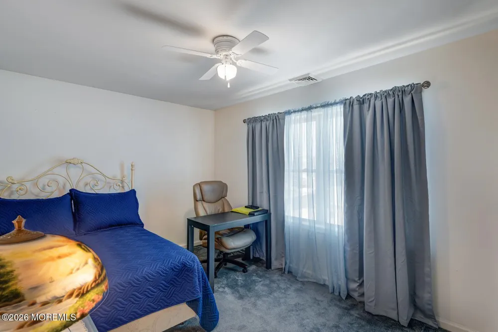 22 W Raritan Drive Little Egg Harbor, NJ 08087