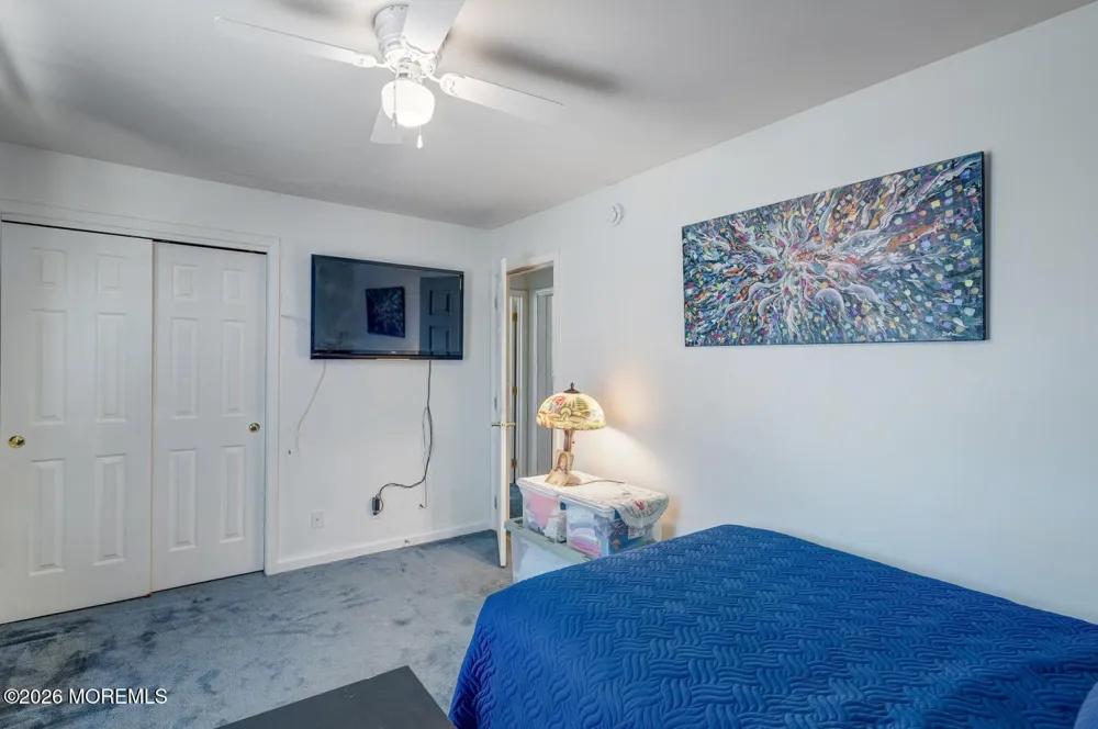 22 W Raritan Drive Little Egg Harbor, NJ 08087