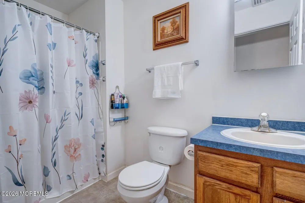 22 W Raritan Drive Little Egg Harbor, NJ 08087