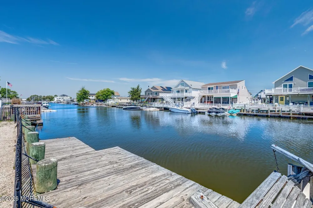 22 W Raritan Drive Little Egg Harbor, NJ 08087