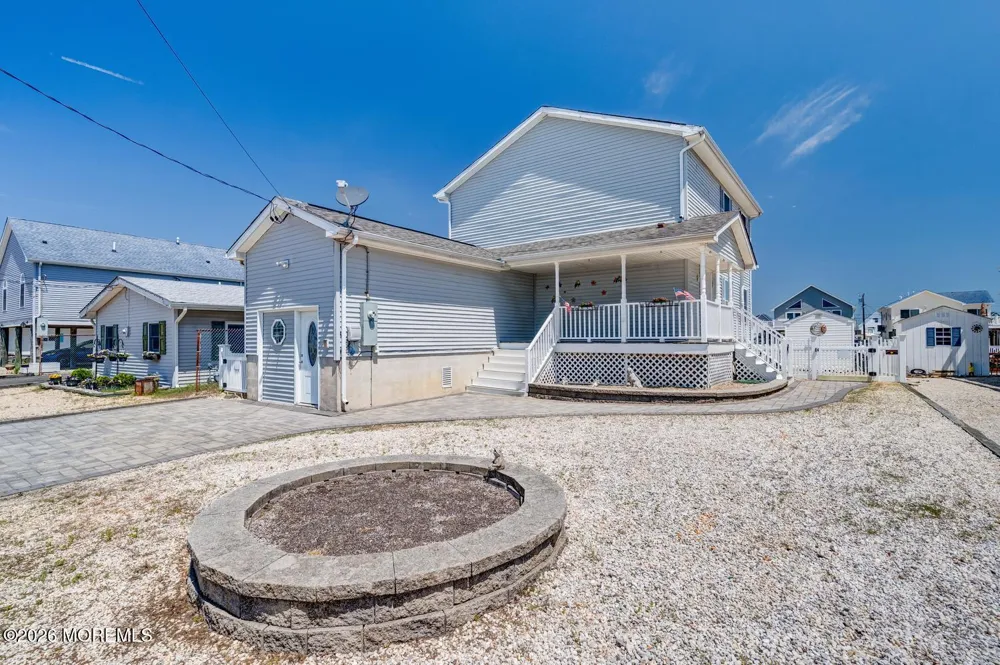 22 W Raritan Drive Little Egg Harbor, NJ 08087