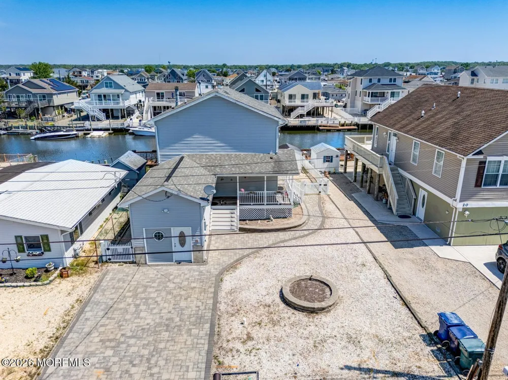 22 W Raritan Drive Little Egg Harbor, NJ 08087