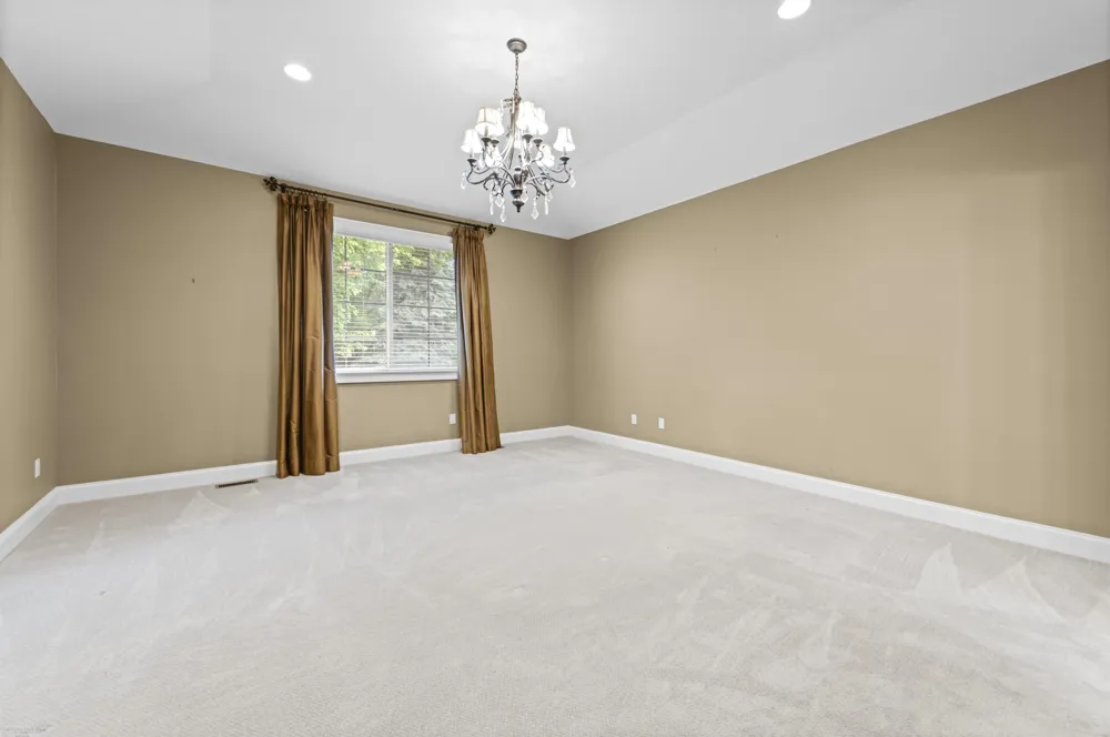 50804 Redwood Lane New Baltimore City, MI 48047