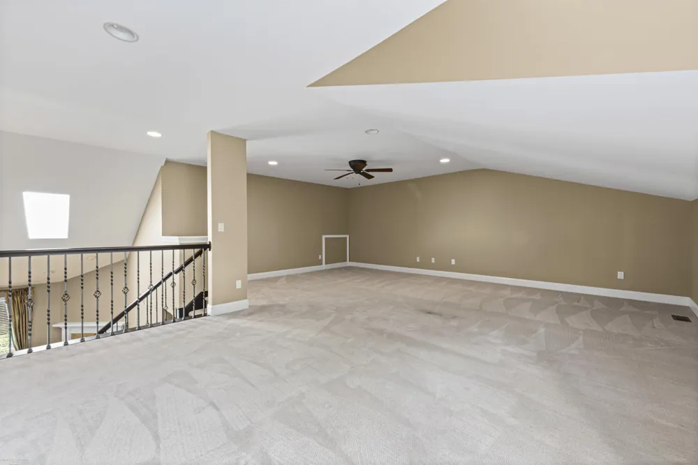 50804 Redwood Lane New Baltimore City, MI 48047