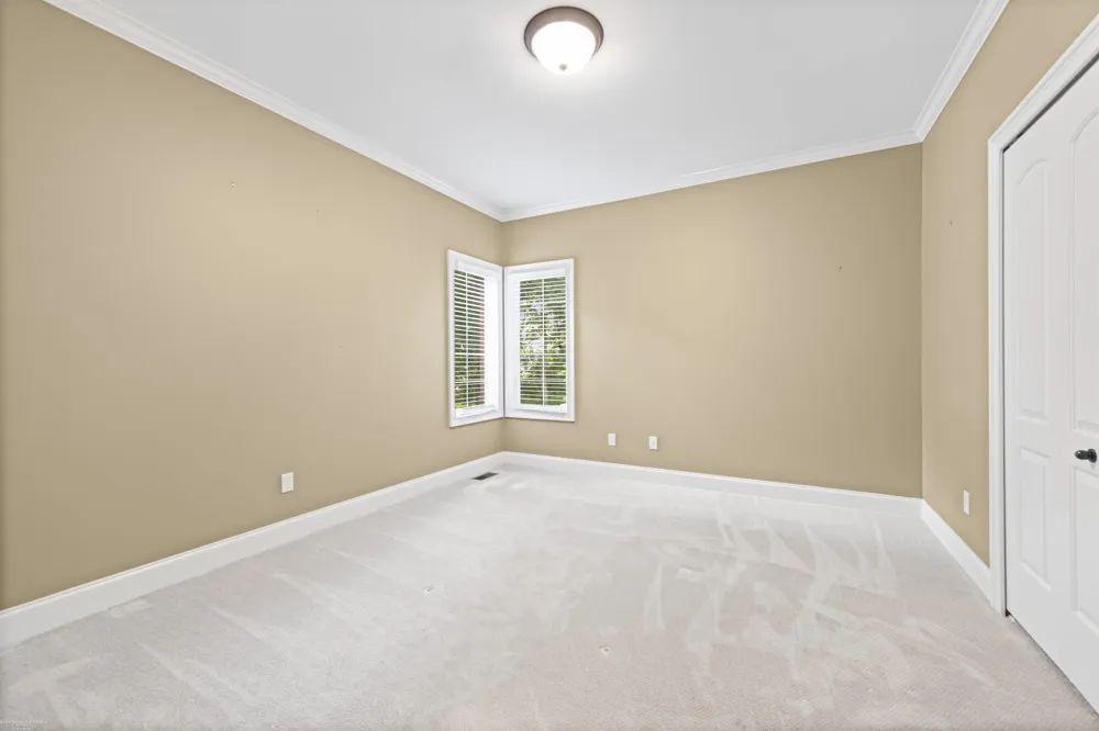 50804 Redwood Lane New Baltimore City, MI 48047