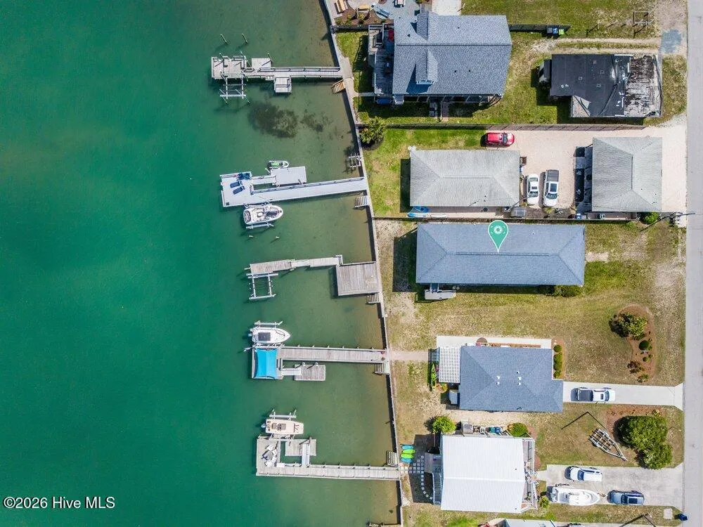 712 Channel Boulevard Topsail Beach, NC 28445