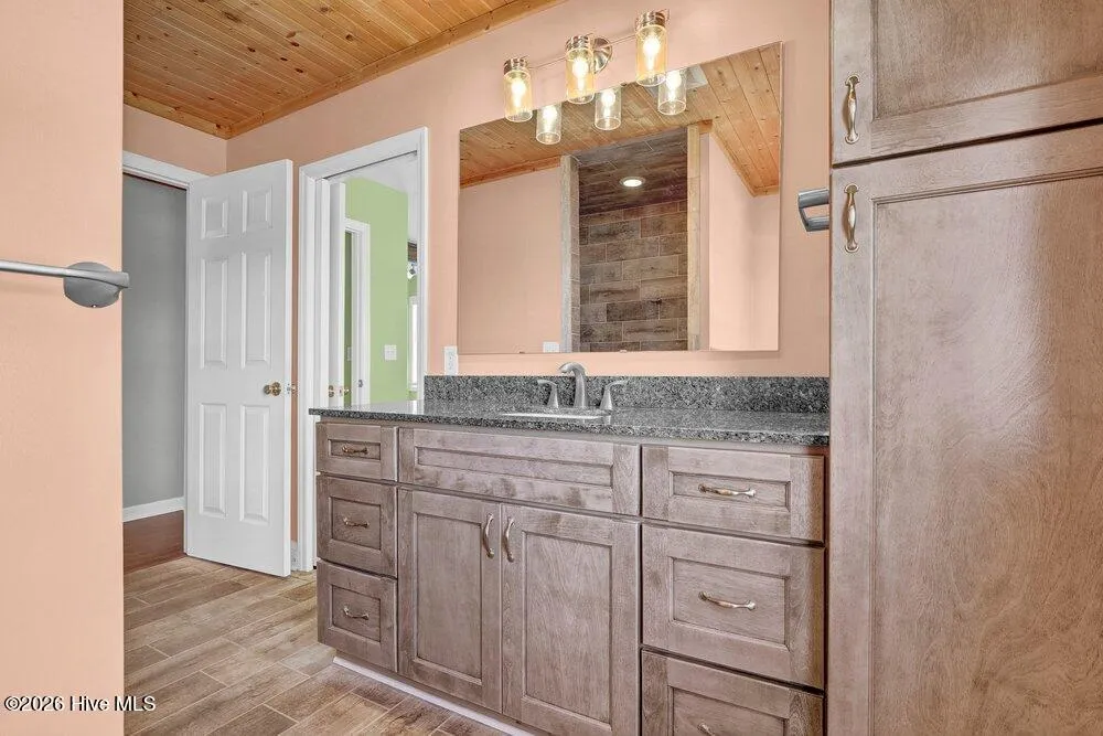 712 Channel Boulevard Topsail Beach, NC 28445